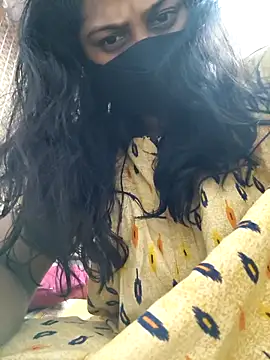 Snapshot of Shaliniqueen chatting on March 6, 2026, 6:26 pm Shaliniqueen online show from March 6, 2026, 6:26 pm