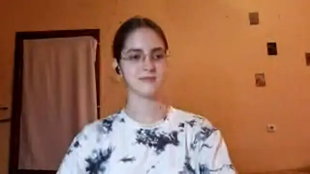 Snapshot of Katelemon chatting on July 12, 2026, 11:12 am Katelemon online show from July 12, 2026, 11:12 am