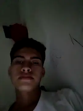 bbluchito online show from March 5, 2026, 1:34 am