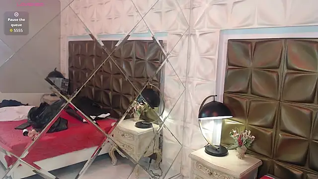 MelodyBlazze online show from June 11, 2026, 9:02 pm