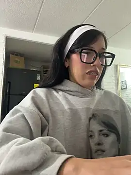 susi chimm online show from March 10, 2026, 1:21 am