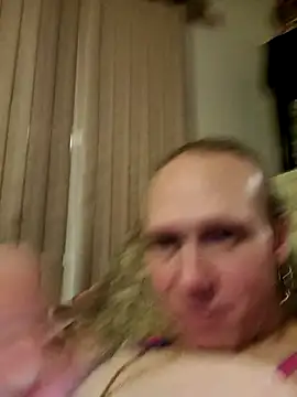 jersierosexx online show from February 28, 2026, 4:46 am