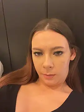 SexyLily22x online show from March 6, 2026, 6:59 pm