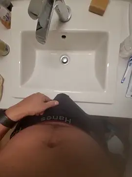 Bouncywarrior online show from February 26, 2026, 3:49 am