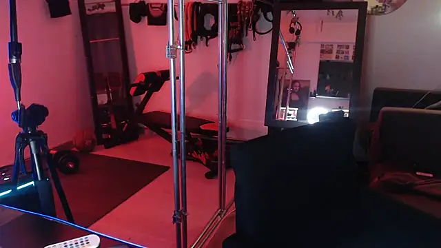 Rimka XXL online show from March 5, 2026, 9:00 pm