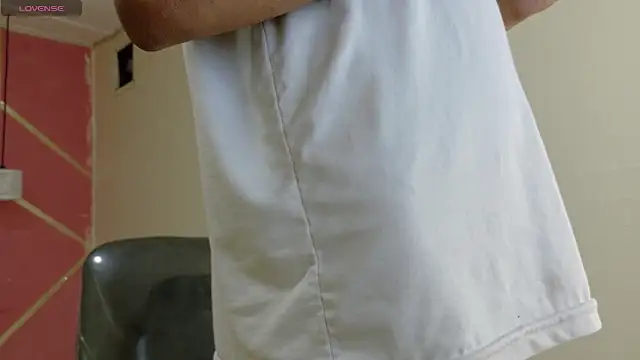 Snapshot of cristal-49 chatting on February 22, 2026, 12:47 pm cristal-49 online show from February 22, 2026, 12:47 pm