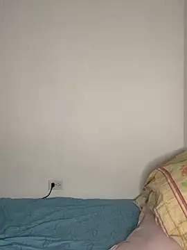 laly spank online show from February 28, 2026, 11:17 pm