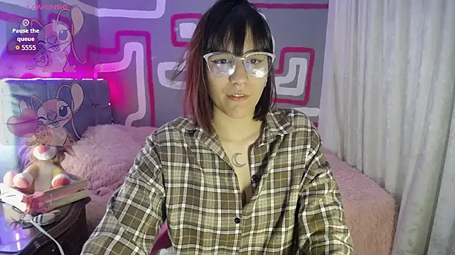 ElowenVirelle online show from March 14, 2026, 2:50 am