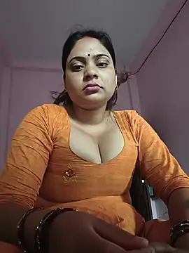 Snapshot of Aanushaka chatting on June 13, 2026, 12:41 am Aanushaka online show from June 13, 2026, 12:41 am