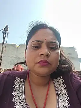 Snapshot of Aanushaka chatting on June 16, 2026, 10:18 am Aanushaka online show from June 16, 2026, 10:18 am