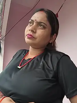 Snapshot of Aanushaka chatting on June 29, 2026, 1:45 am Aanushaka online show from June 29, 2026, 1:45 am
