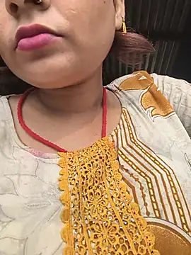 Snapshot of Aanushaka chatting on June 29, 2026, 10:15 am Aanushaka online show from June 29, 2026, 10:15 am