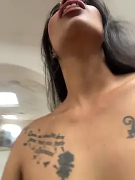 Tashi7 online show from February 28, 2026, 1:45 pm