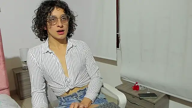 Maverick angel online show from March 2, 2026, 2:24 pm