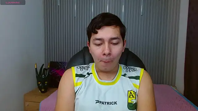 Julian Smith21 online show from April 18, 2026, 4:16 am