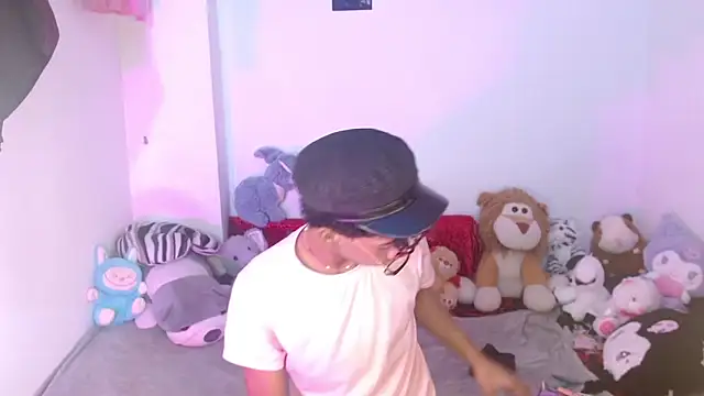 Billie Turneer online show from March 26, 2026, 11:43 pm