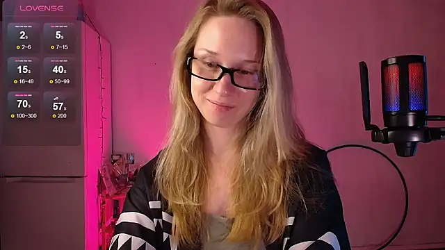 SatinSinner online show from March 7, 2026, 3:31 pm