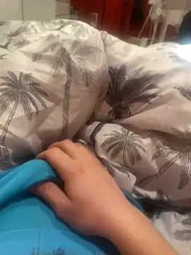 Snapshot of crustyyy1 chatting on March 9, 2026, 10:19 am crustyyy1 online show from March 9, 2026, 10:19 am