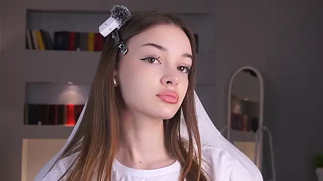 JodiAwyie online show from February 28, 2026, 4:30 pm