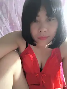 juicy-milu online show from June 19, 2026, 9:24 am