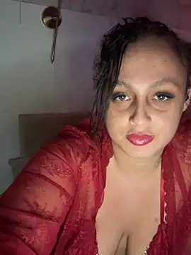 mayawesttt online show from March 31, 2026, 10:10 pm