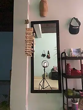 AnelimDagota  online show from March 31, 2026, 11:54 am