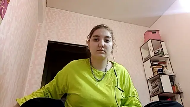 Snapshot of JanineThielman chatting on April 30, 2026, 12:55 pm JanineThielman online show from April 30, 2026, 12:55 pm