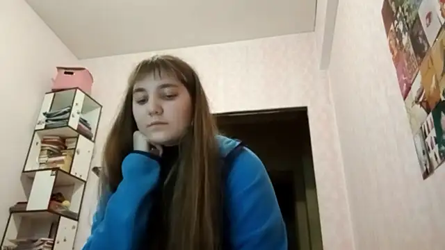 Snapshot of JanineThielman chatting on May 21, 2026, 12:34 pm JanineThielman online show from May 21, 2026, 12:34 pm