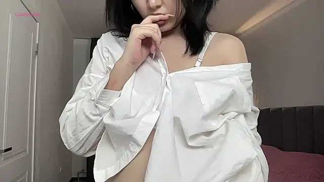 minnie joy online show from April 1, 2026, 1:41 pm