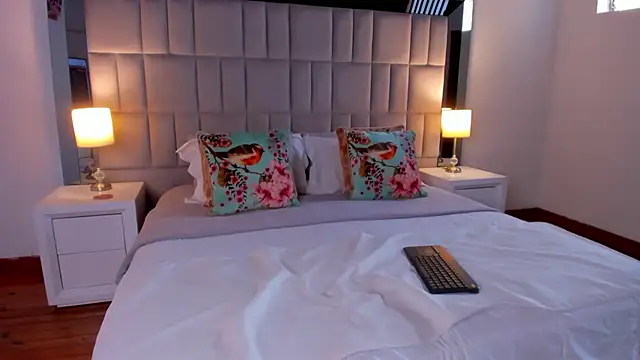 Snapshot of Tiffanyy_Lam chatting on March 4, 2026, 9:54 pm Tiffanyy Lam online show from March 4, 2026, 9:54 pm