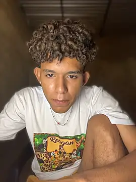 Stickmendez online show from April 21, 2026, 3:57 am