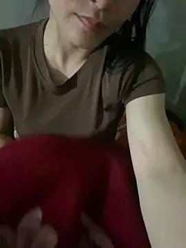 hotgrilsex online show from February 24, 2026, 1:42 pm