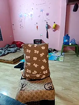 Myna5790 online show from March 18, 2026, 11:24 am