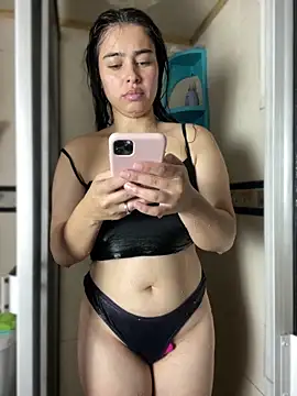 I Valentina online show from March 10, 2026, 6:46 pm