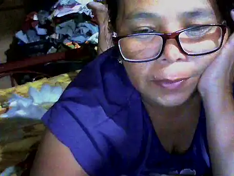 Flowerblossom123 online show from April 4, 2026, 2:03 pm