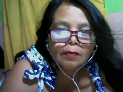 Snapshot of Flowerblossom123 chatting on May 11, 2026, 2:56 pm Flowerblossom123 online show from May 11, 2026, 2:56 pm