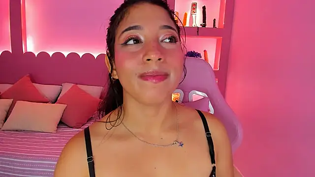 Holy Lux online show from April 13, 2026, 3:17 pm