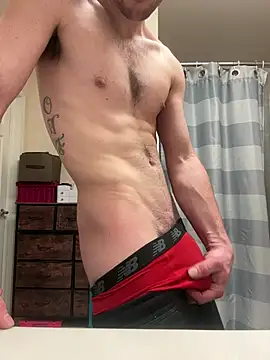 Snapshot of Aarondeweese27 chatting on March 2, 2026, 6:03 am Aarondeweese27 online show from March 2, 2026, 6:03 am