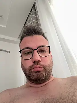 Snapshot of berkay977 chatting on July 2, 2026, 5:24 am berkay977 online show from July 2, 2026, 5:24 am