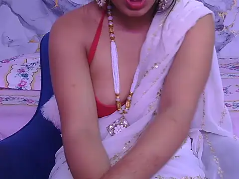 Snapshot of Aayesha-queen chatting on February 26, 2026, 9:52 am Aayesha-queen online show from February 26, 2026, 9:52 am