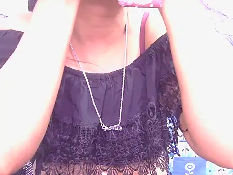 Aayesha-queen online show from April 18, 2026, 3:43 am