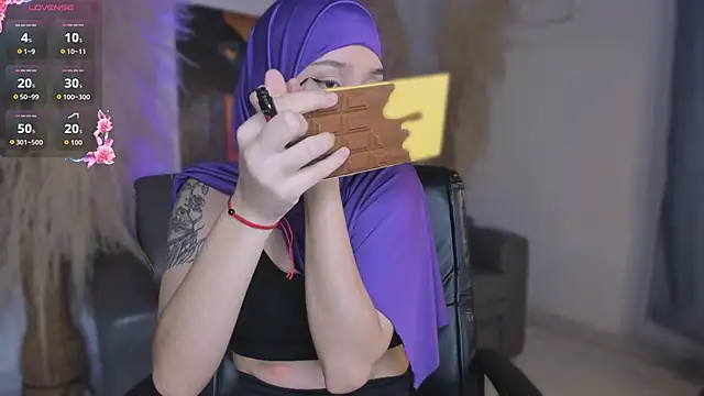 Amina Hind online show from February 26, 2026, 2:05 pm