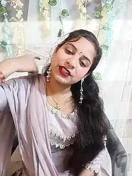 Snapshot of lovely-girl99 chatting on March 20, 2026, 6:18 am lovely-girl99 online show from March 20, 2026, 6:18 am