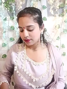 Snapshot of lovely-girl99 chatting on March 27, 2026, 3:45 am lovely-girl99 online show from March 27, 2026, 3:45 am