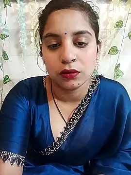 Snapshot of lovely-girl99 chatting on April 6, 2026, 3:37 am lovely-girl99 online show from April 6, 2026, 3:37 am