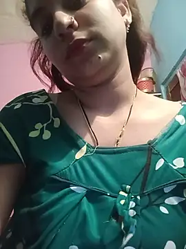 Snapshot of lovely-girl99 chatting on June 26, 2026, 6:23 pm lovely-girl99 online show from June 26, 2026, 6:23 pm
