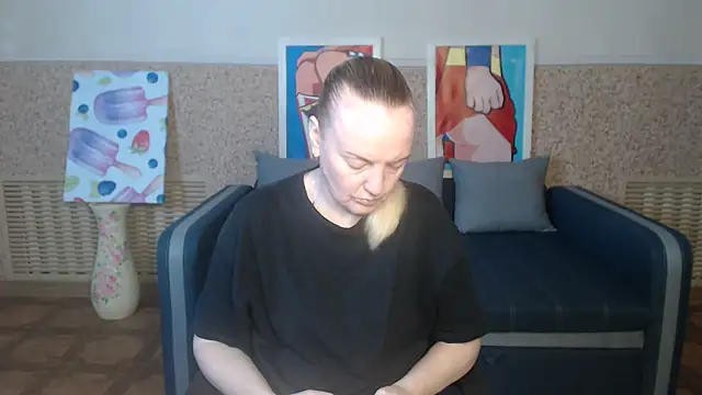 Snapshot of Bella_soulmate chatting on June 30, 2026, 5:19 am Bella soulmate online show from June 30, 2026, 5:19 am