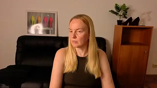 Snapshot of Bella_soulmate chatting on July 6, 2026, 3:25 pm Bella soulmate online show from July 6, 2026, 3:25 pm