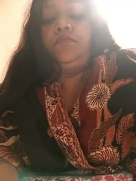 Moonae online show from February 23, 2026, 1:52 pm