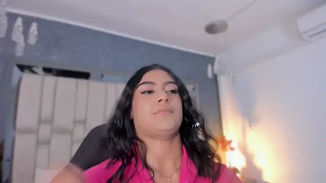 KatherineRuiz  online show from April 21, 2026, 8:01 pm